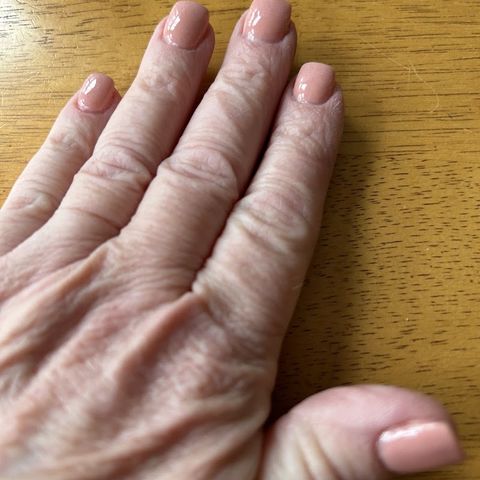 New Paris Nails & Spa, nail salon in Rocky Hill, CT